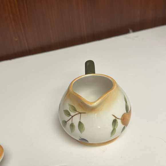 VINTAGE HOME INTERIORS CREAMER - SONOMA VILLA COLLECTION - Picture 2 of 7